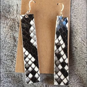 Sterling and Leather snake print earrings nwot